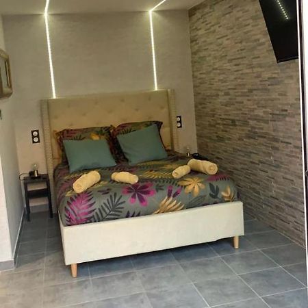 Belle Appartement Studieux Centre Ville 亞維農 外观 照片