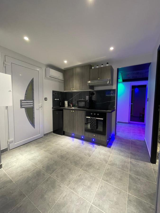 Belle Appartement Studieux Centre Ville 亞維農 外观 照片