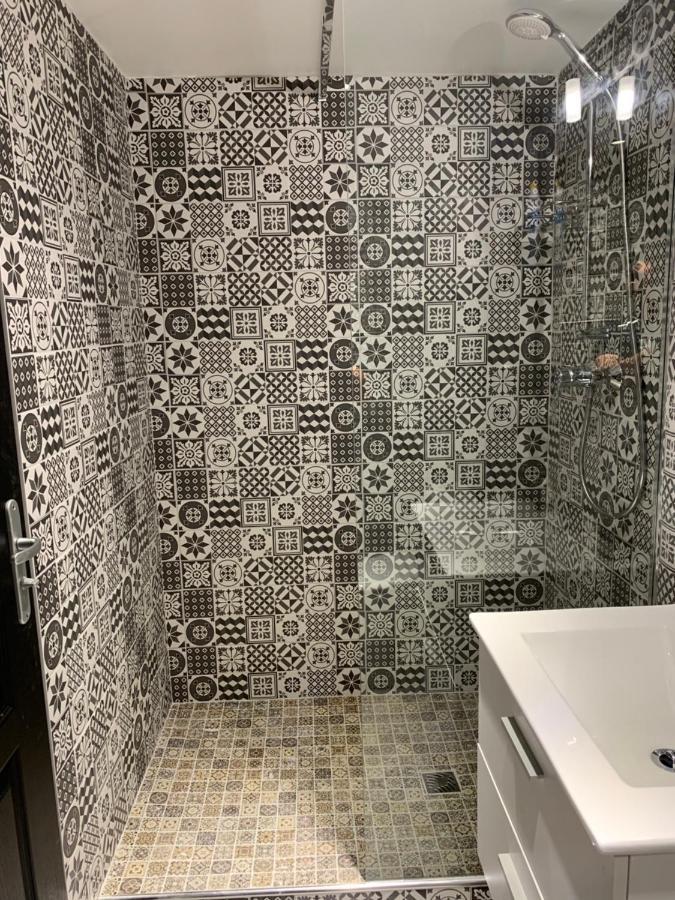 Belle Appartement Studieux Centre Ville 亞維農 外观 照片