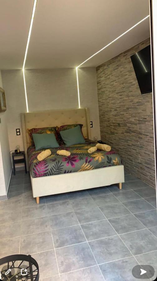 Belle Appartement Studieux Centre Ville 亞維農 外观 照片